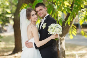 Сколько стоит свадебная фотосъемка ?